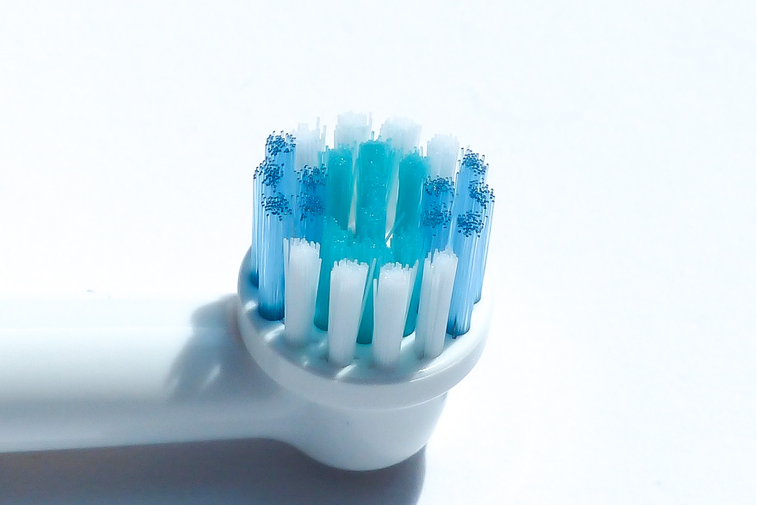 電動歯ブラシ｜デンタルクリニック青木は代々木駅から徒歩2分の歯周病専門医のいる歯医者