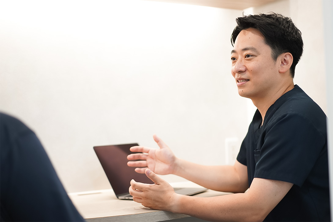 代々木・デンタルクリニック青木　院長青木